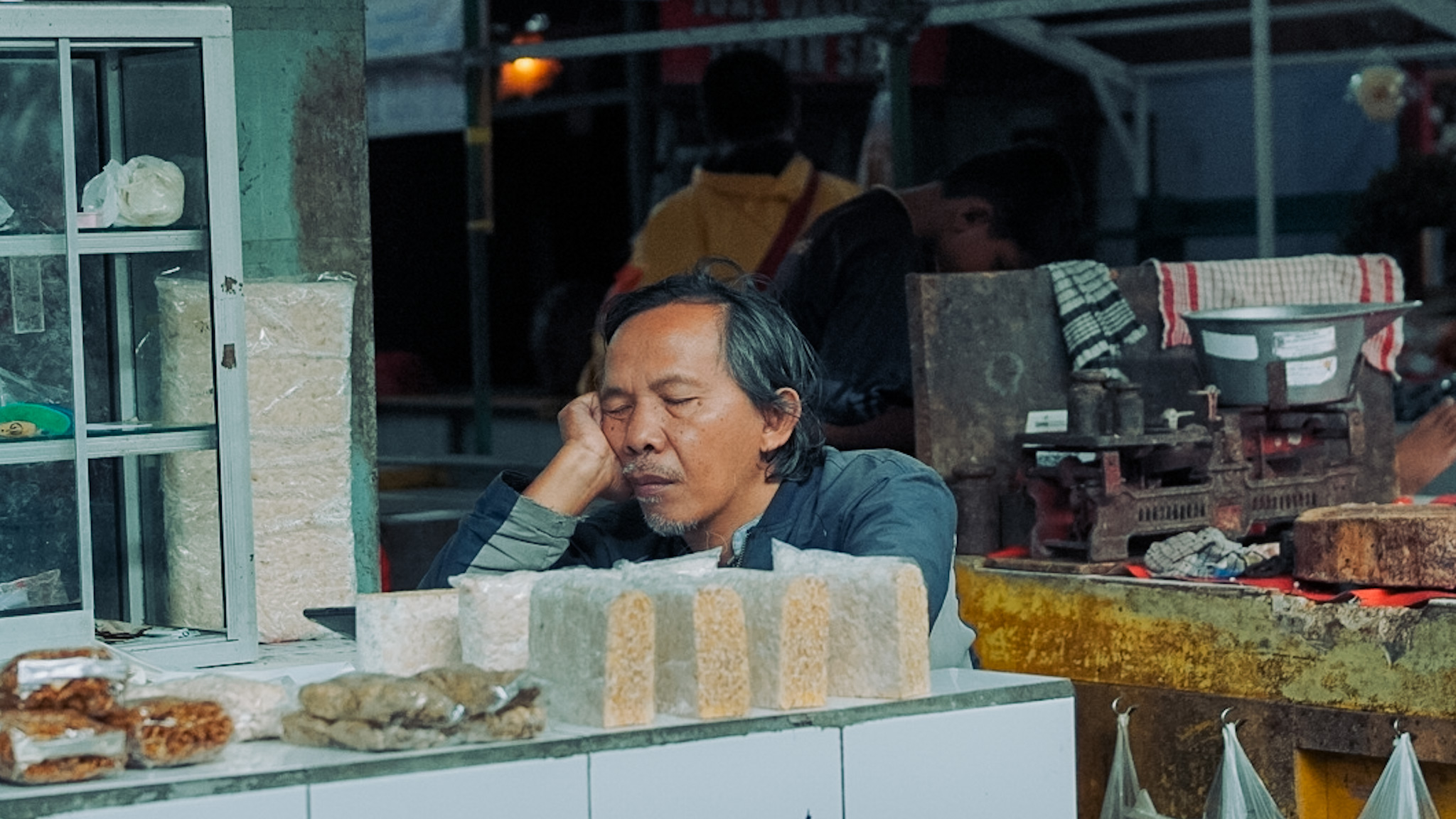 PASAR BUNUL