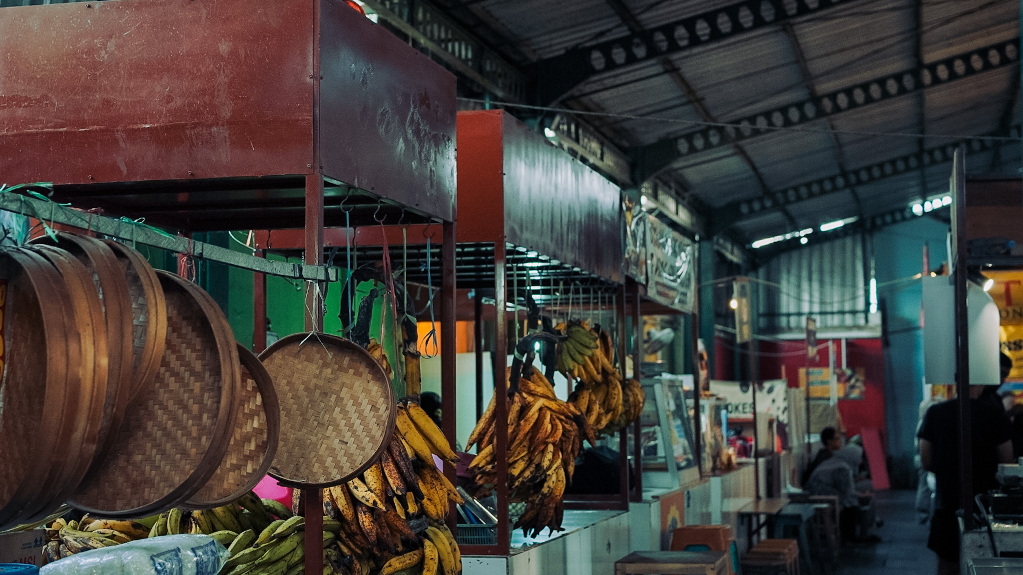 PASAR KLOJEN